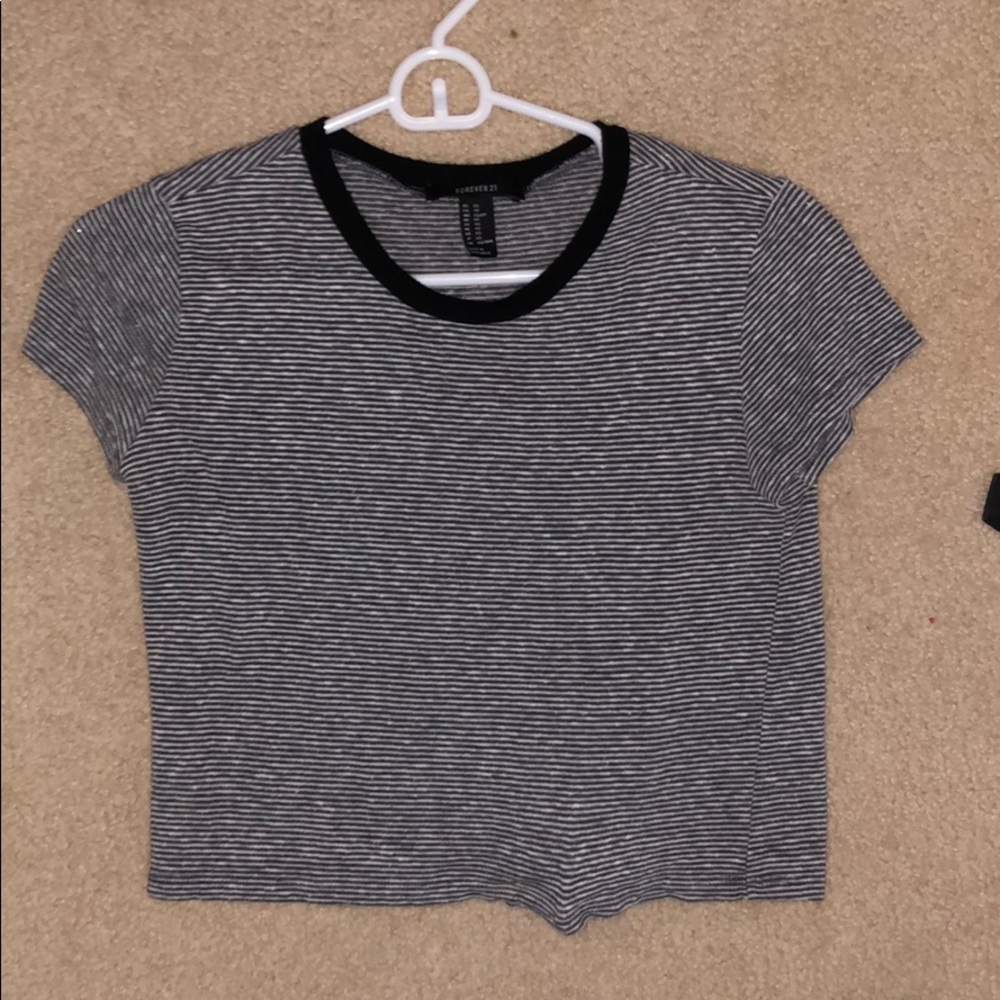 Cropped t-shirt